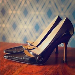 Manolo Blahnik fabulous black patent heels, 37.5